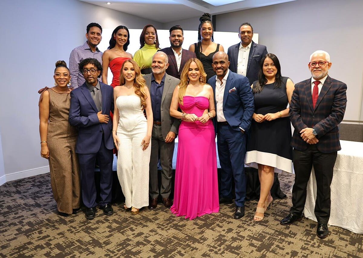 Brenda Sánchez y Carlos Alfredo Fatule encabezan “El Domingo es Mío”, nueva propuesta televisiva dominical