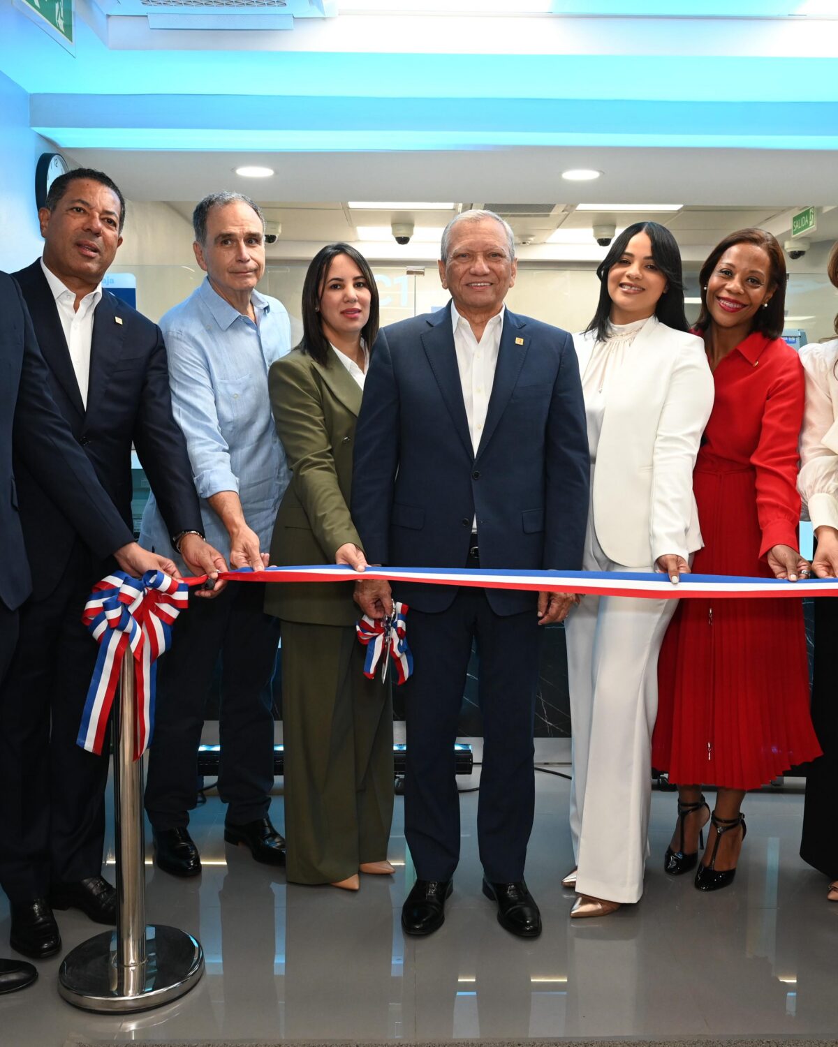 Banreservas inaugura nueva oficina en Merca Jumbo de la Núñez de Cáceres