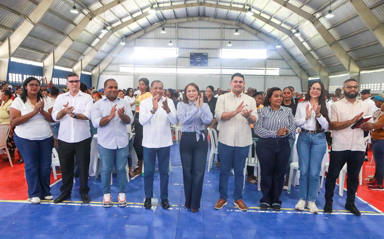 Más de 31 mil familias reciben apoyo social de Supérate en Independencia y Bahoruco
