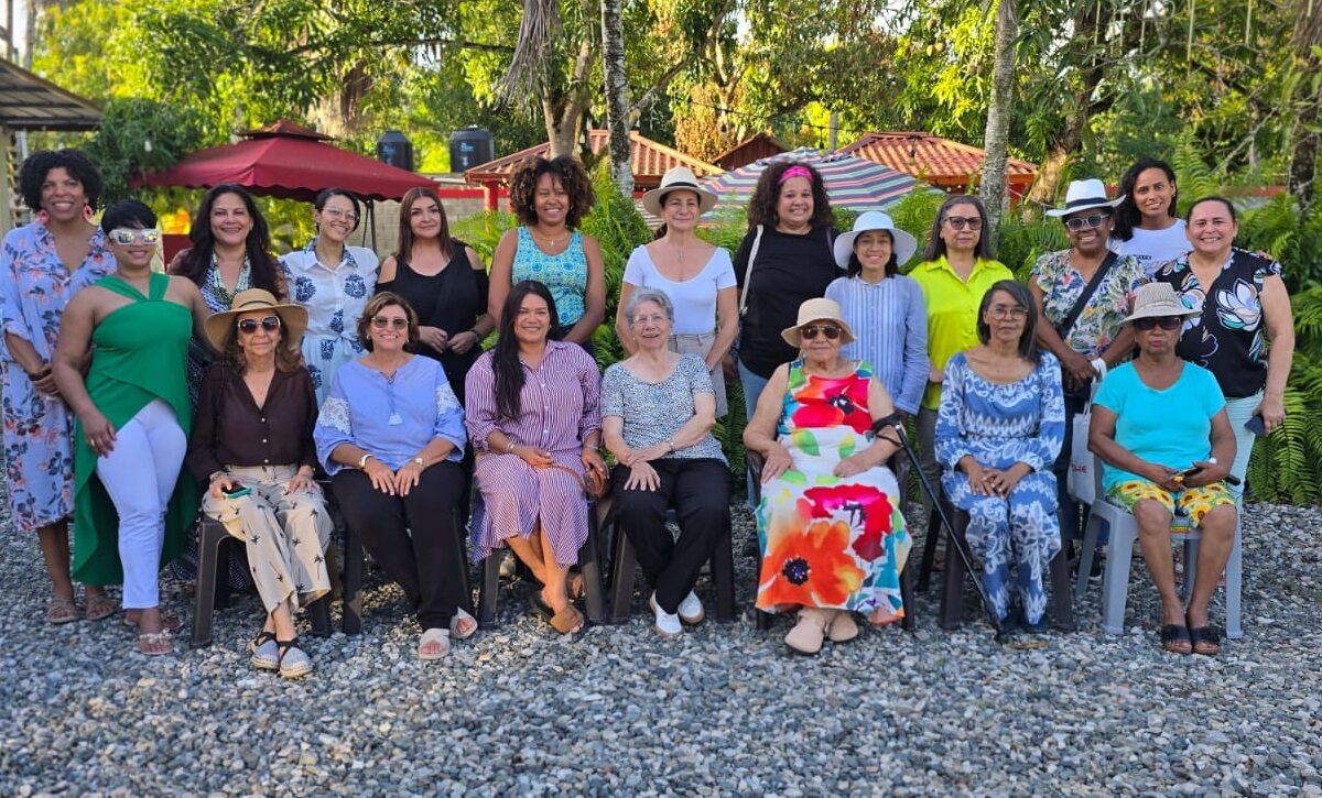 Adompretur homenajea a las madres de su membresía con emotivo encuentro en La Victoria