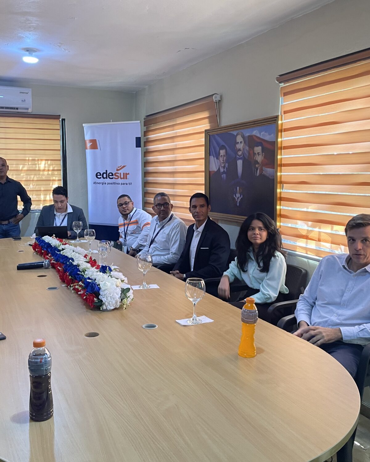Edesur Dominicana desarrollará amplio programa de rehabilitación y modernización de redes eléctricas en Barahona