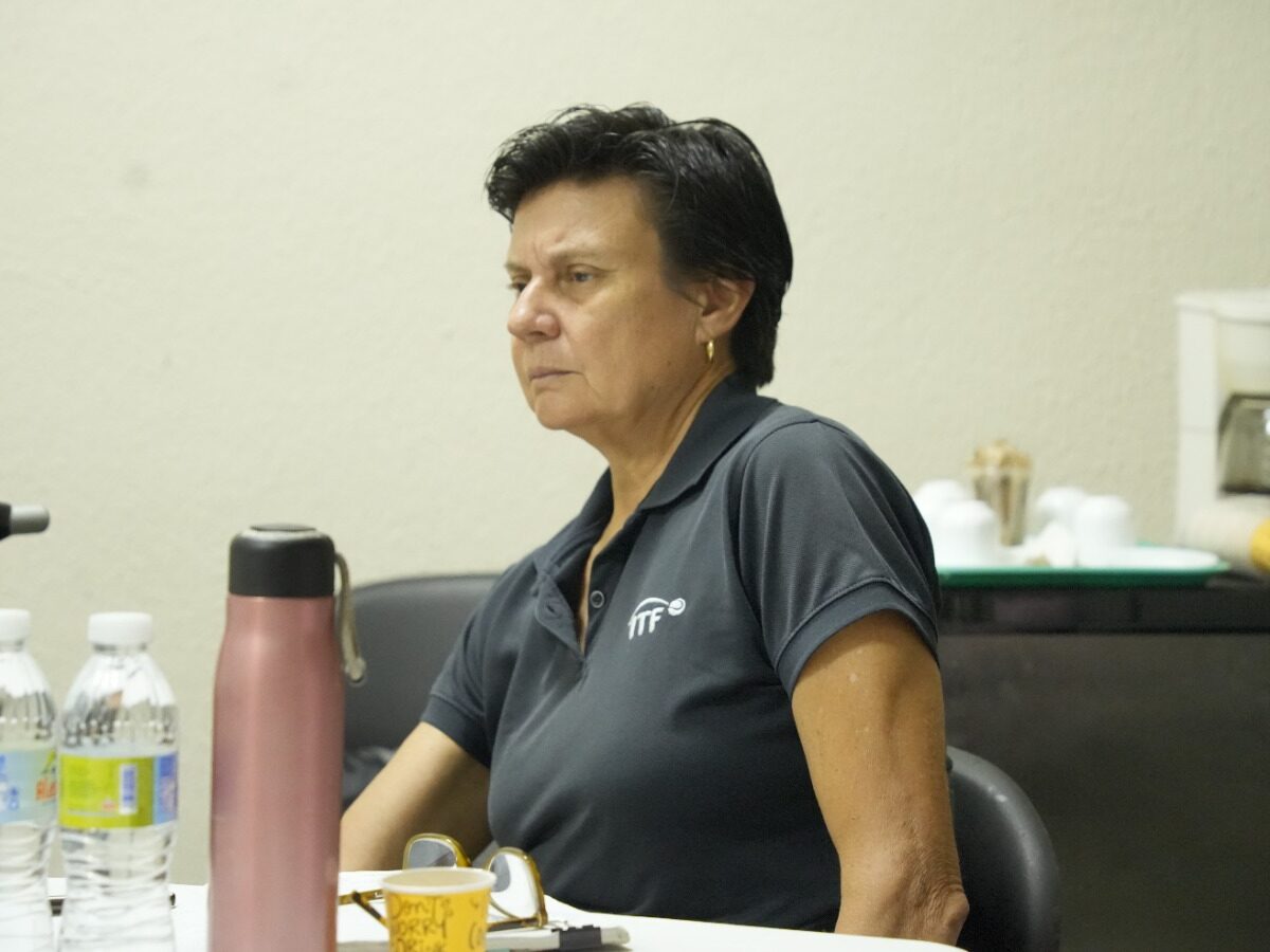 Cecilia Ancalmo visita a Fedotenis para supervisar trabajos de tenis para JJCC SD 2026