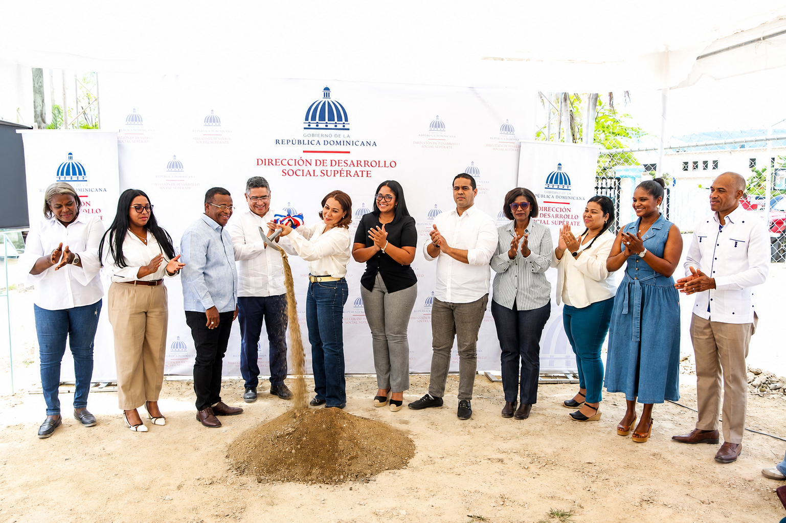 Supérate inicia construcción de Centro de Superación Comunitaria en Elías Piña
