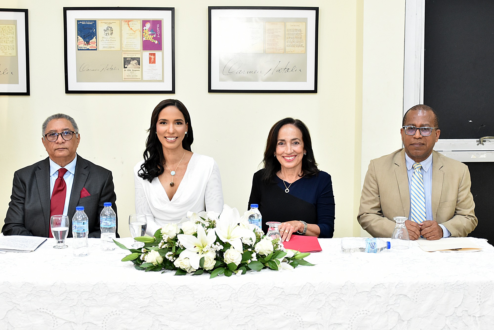 Abogada dominicana publica primera guía en español sobre cómo ejercer derecho en Francia
