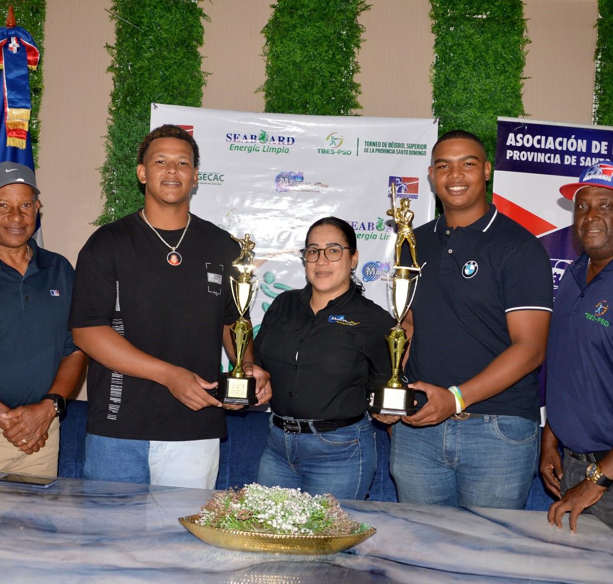 Enmanuel Torres y Abraham Milán, Jugadores de la Semana en el TBES-PSD Copa Seaboard