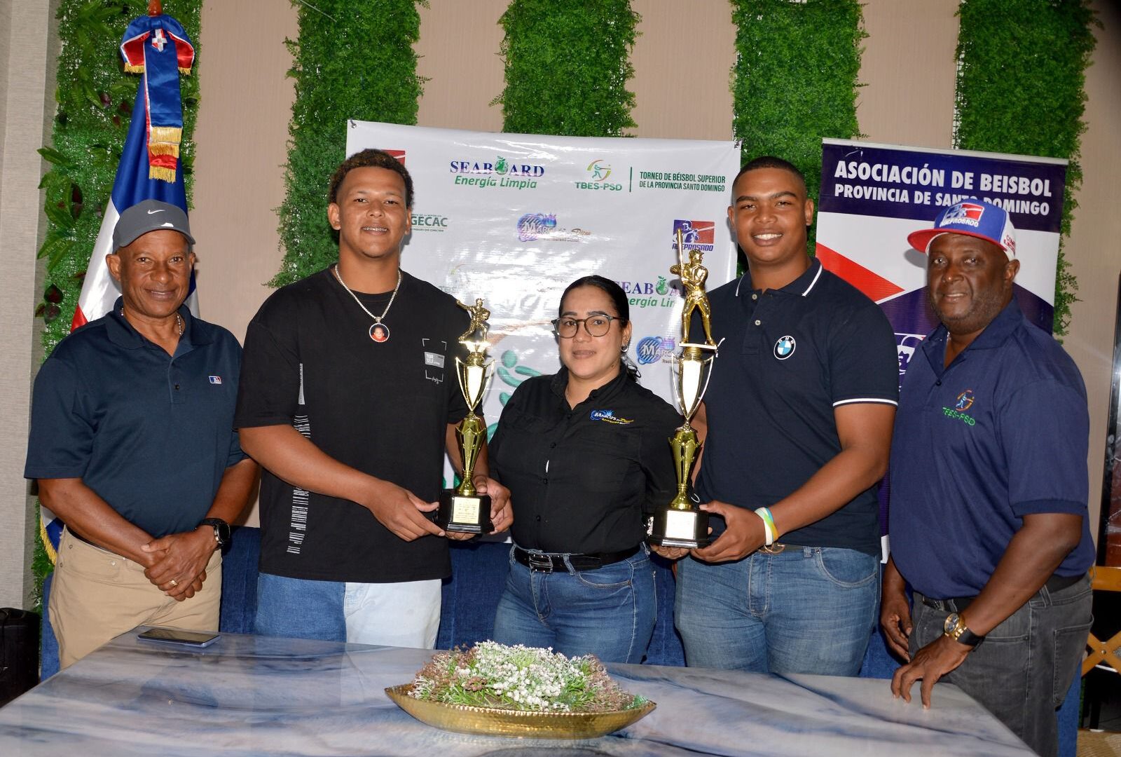 Enmanuel Torres y Abraham Milán, Jugadores de la Semana en el TBES-PSD Copa Seaboard