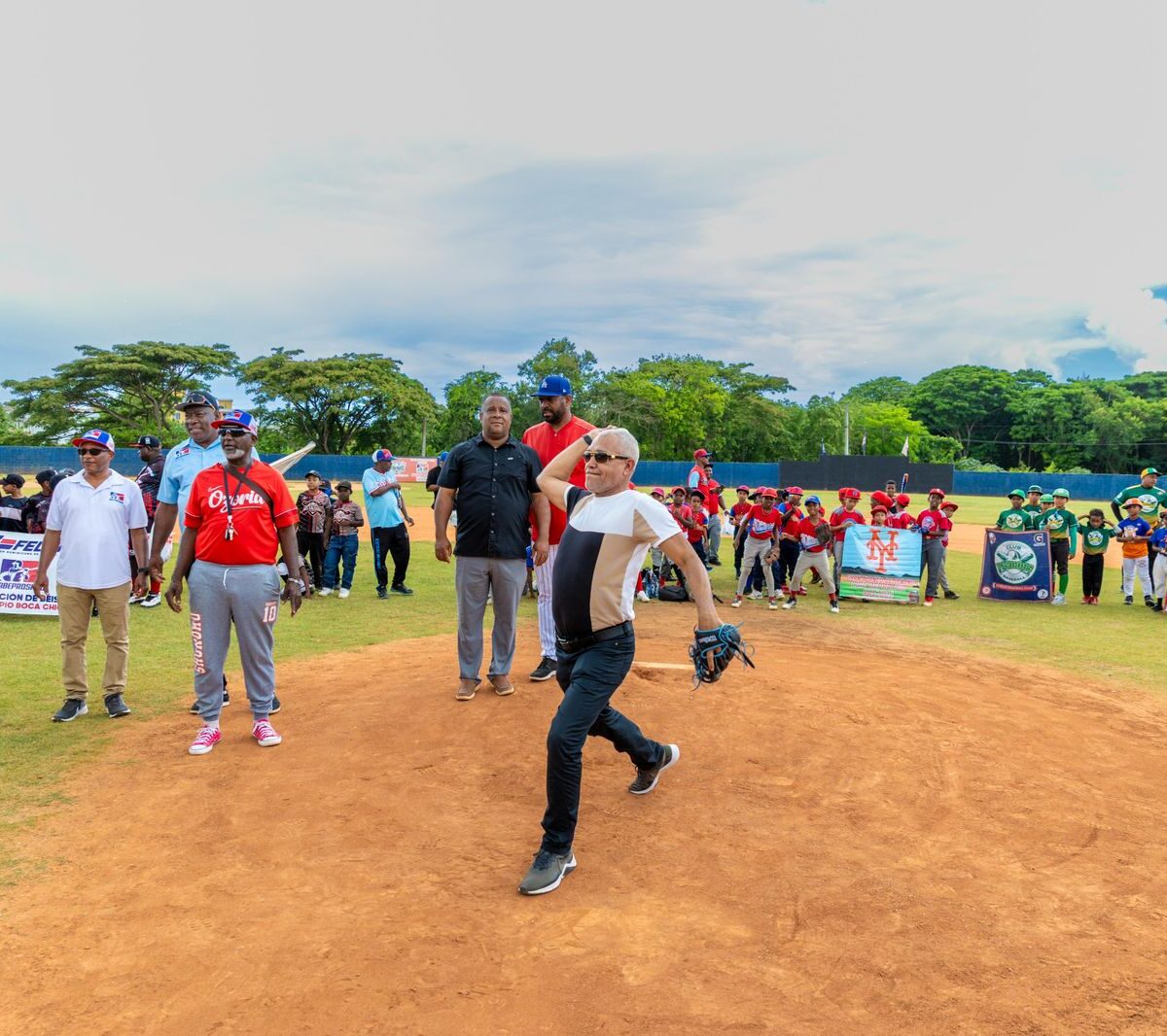 Abeprosado inaugura torneo municipal U6 y U8 copa Seaborad