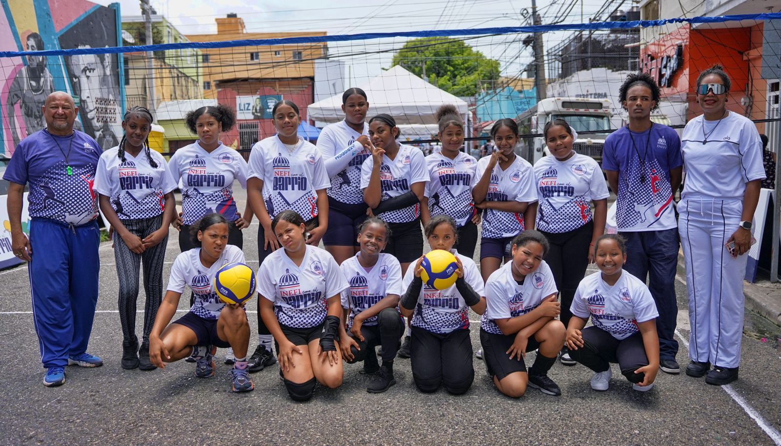 INEFI con el Barrio impacta sector San Carlos del Distrito Nacional; Policía Nacional valora alto alcance del programa