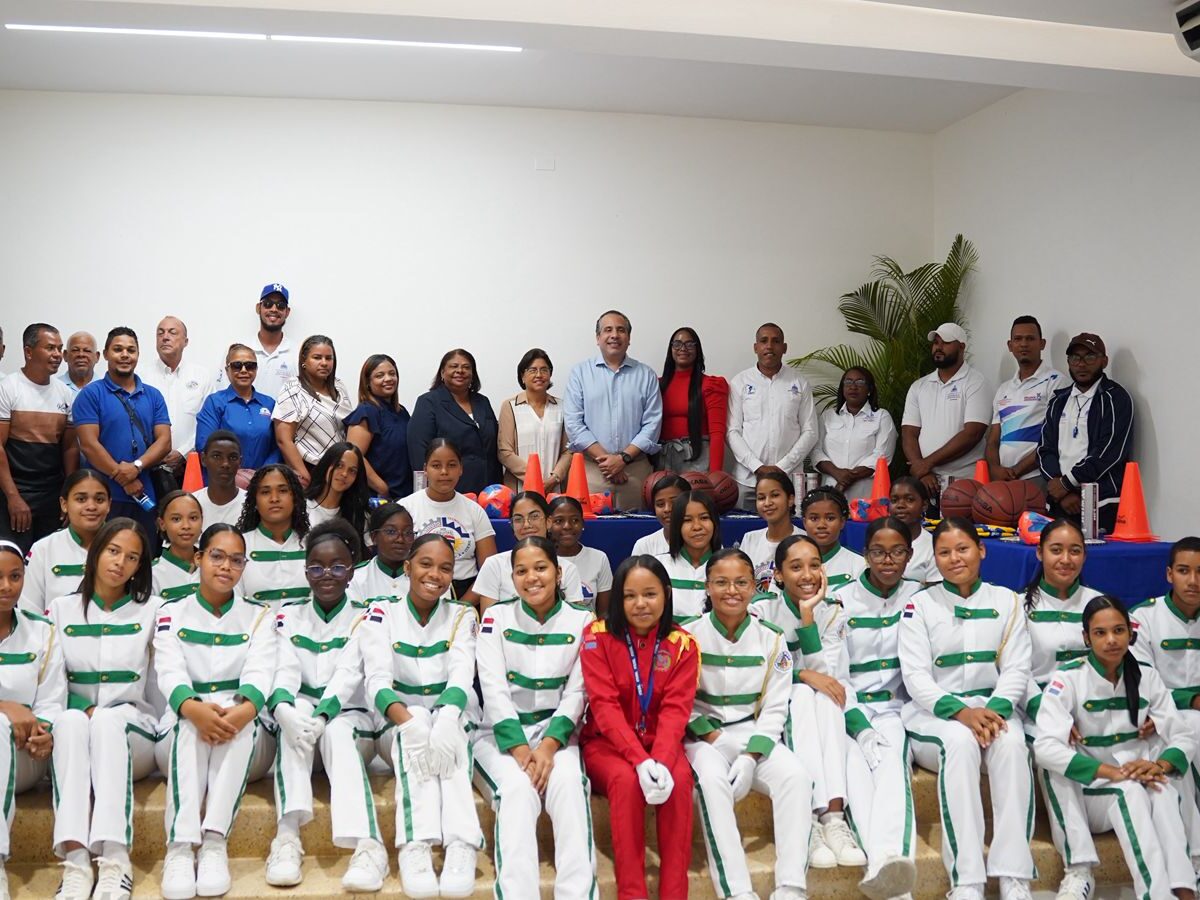 De extremo a extremo: INEFI activa histórica gira nacional de entrega de utilería deportiva