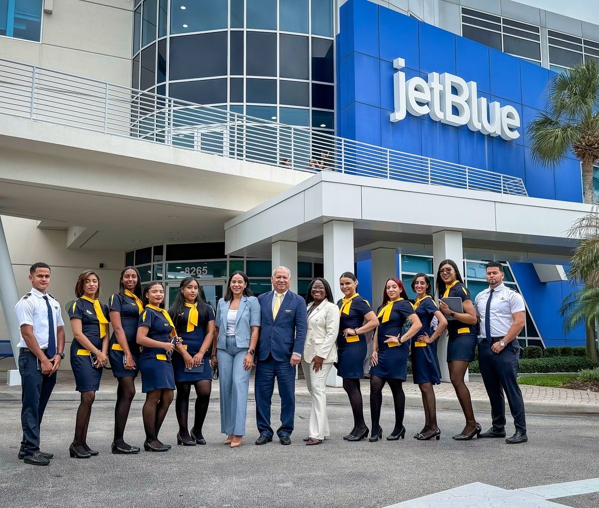 Exitosa práctica internacional de Tripulantes VIP en la “Universidad de JetBlue” – Orlando, Florida