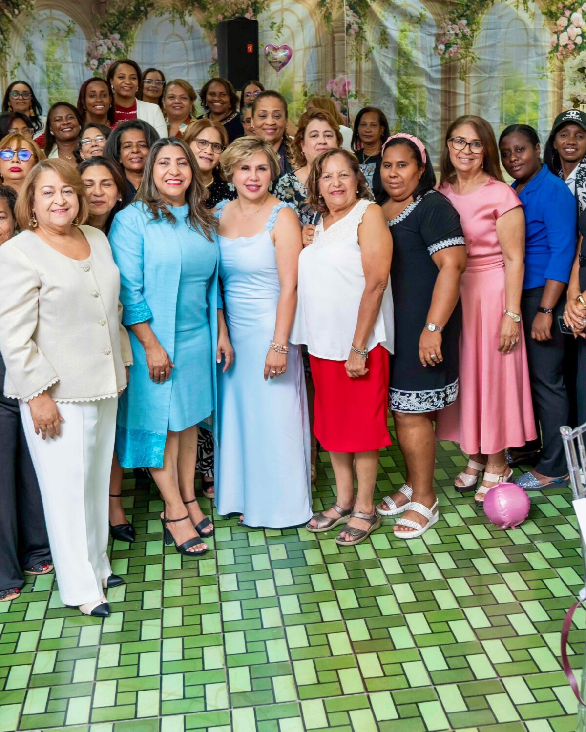 UNATOGA y Fundación Cambiando Vidas realizan emotivo reconocimiento a las madres dominicanas