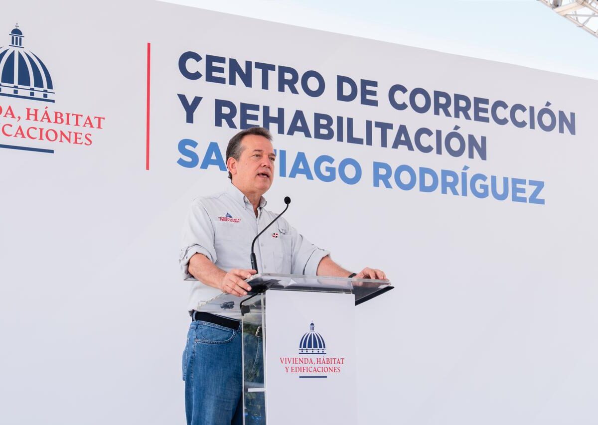 Ministro Ito Bisonó deja iniciados trabajos de construcción del nuevo Centro de Corrección y Rehabilitación Santiago Rodríguez