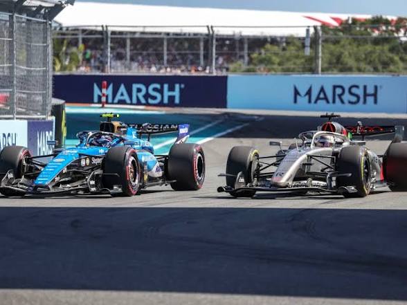 GP de Miami 2026: La amenaza de tormentas adelanta la carrera y Franco Colapinto se destaca