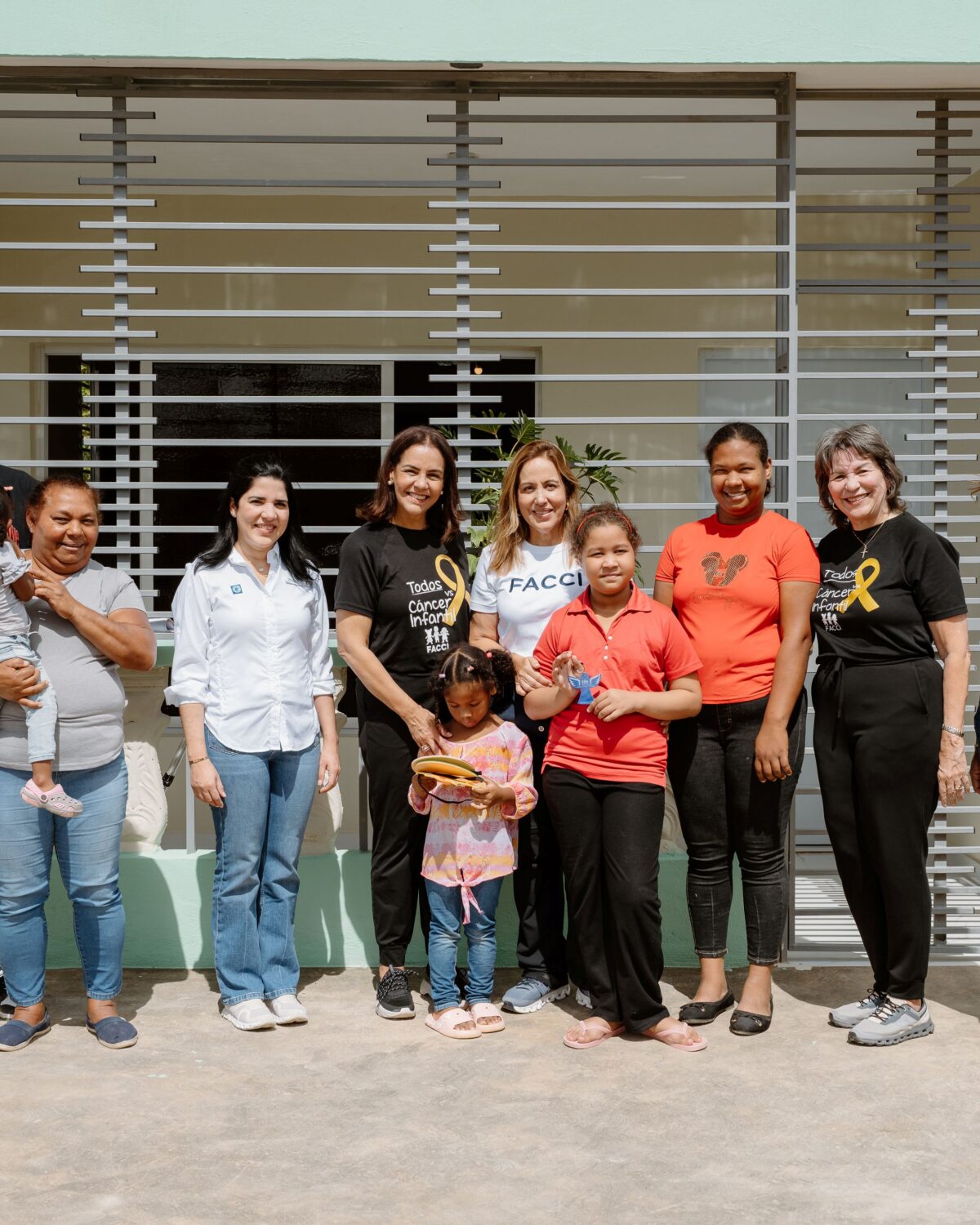 Banco Popular y FACCI transforman la vida de niña paciente oncológica con entrega de vivienda digna en Los Frailes