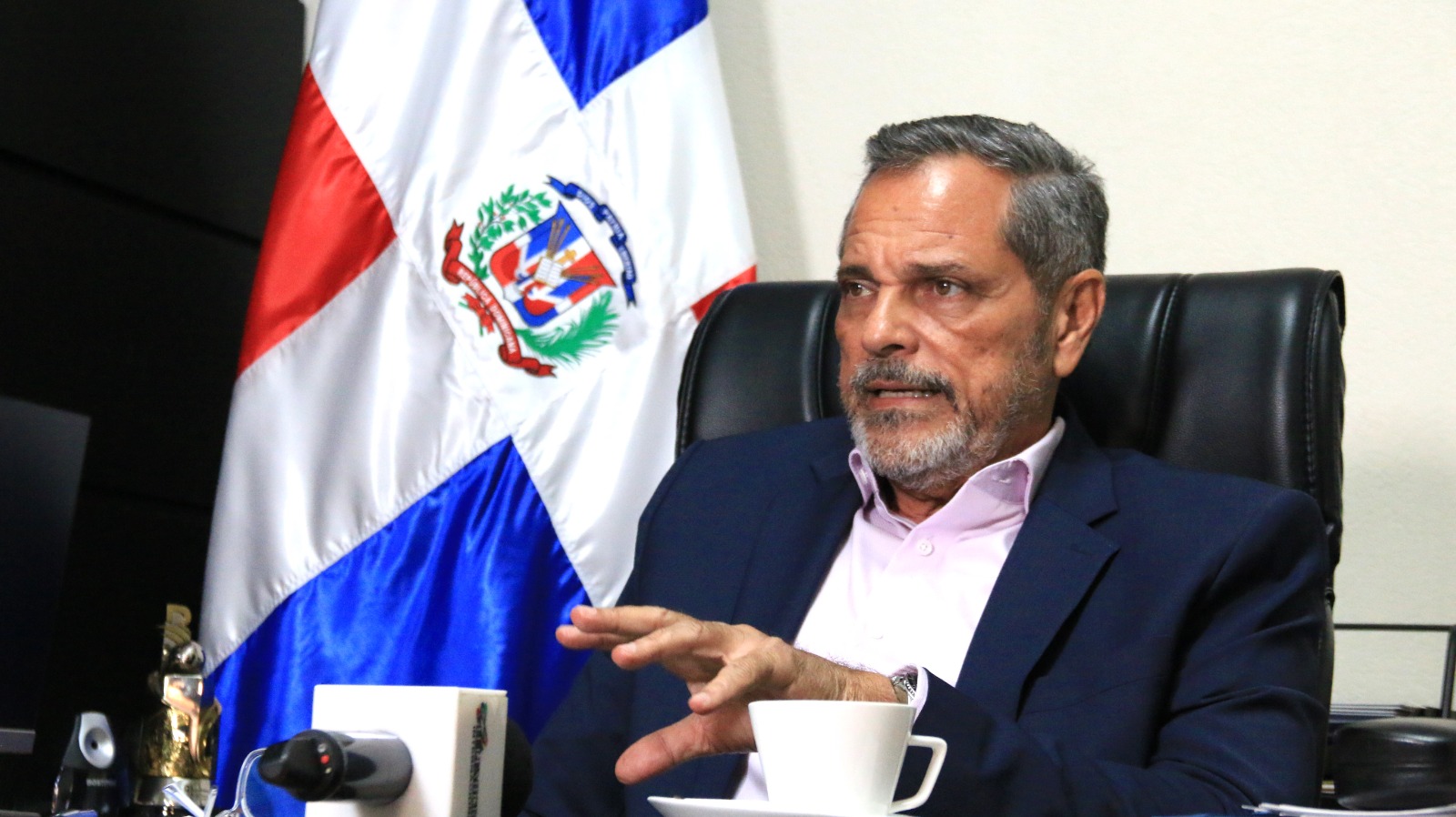 Junior Noboa reitera educación esvital para sana práctica del béisbol