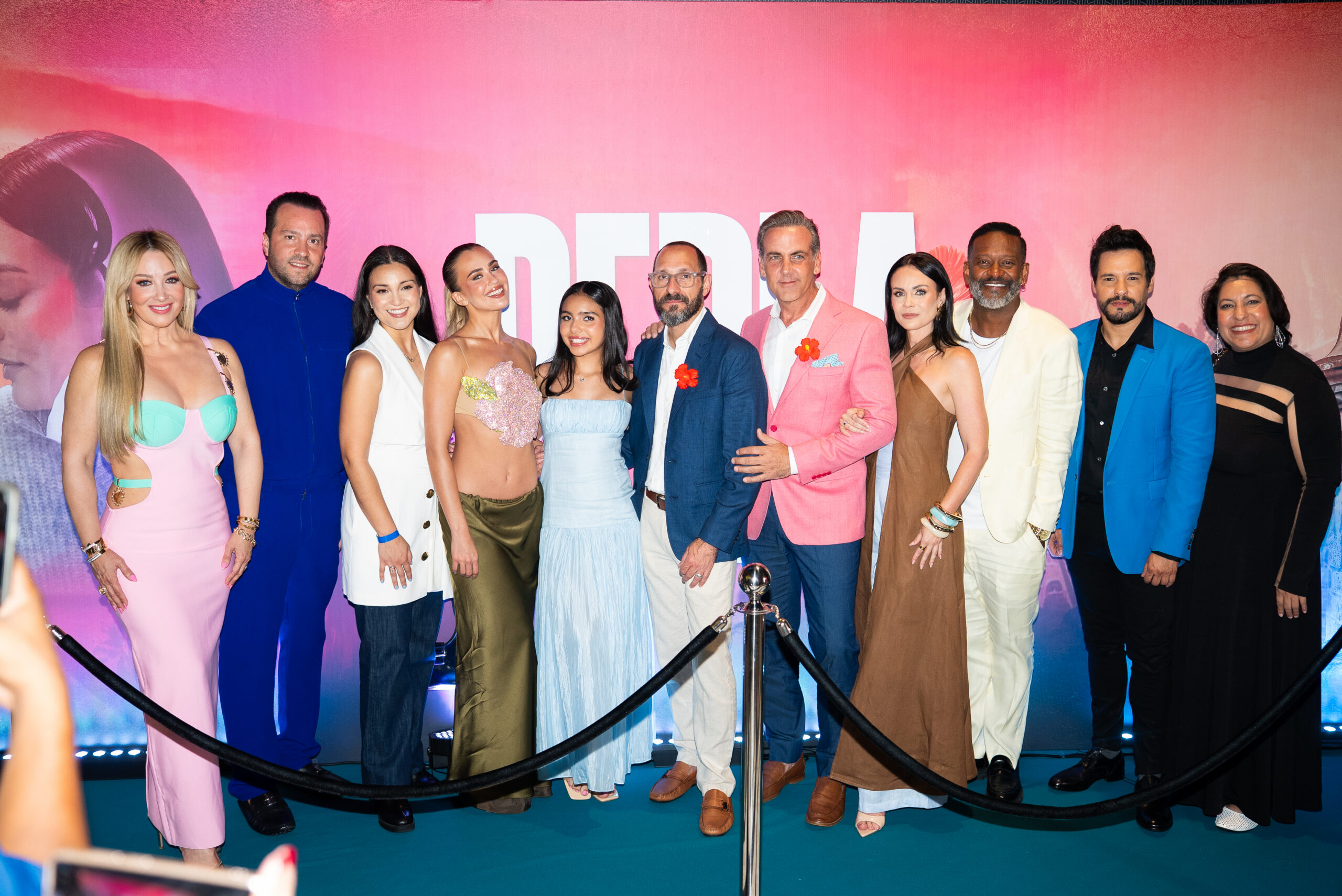 «Perla» sacude a Santo Domingo: Una premiere que confronta el desplazamiento del folclore frente a la hegemonía urbana
