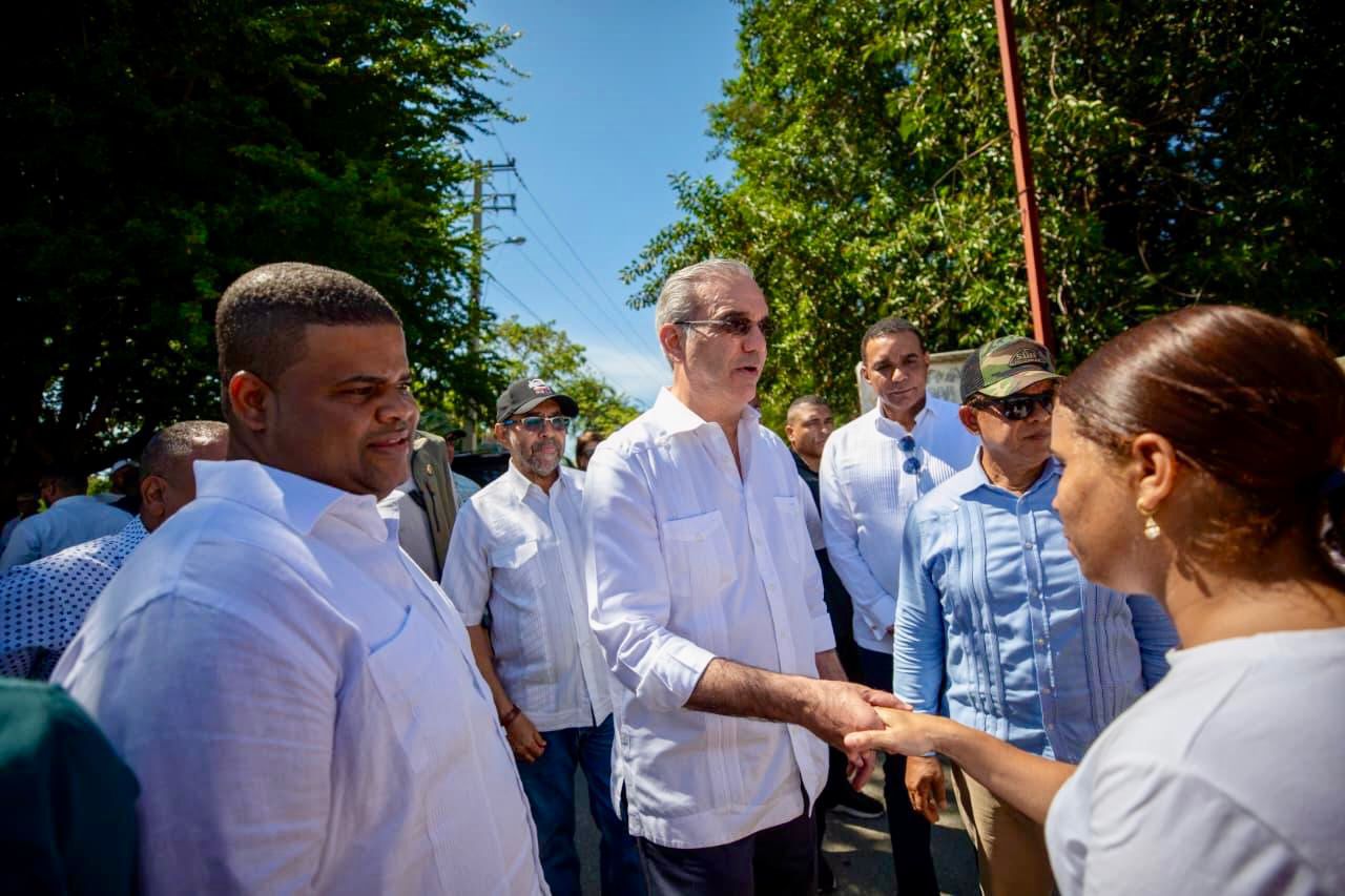 Gobierno refuerza apoyo al sector agropecuario tras lluvias en la Línea Noroeste
