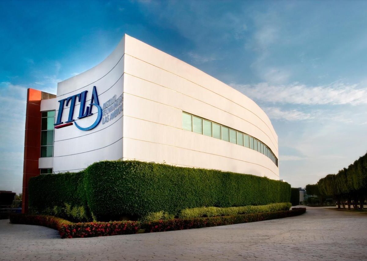 ITLA impulsa la innovación académica con el primer tecnólogo en Semiconductores del país