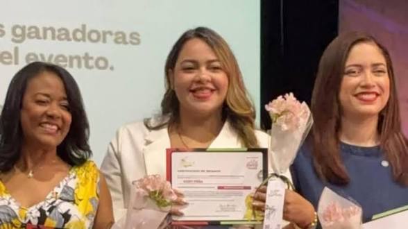 Keidy Peña, de la comunidad “Madre Todo Terreno”, gana premio en el renglón Impacto Social Materno
