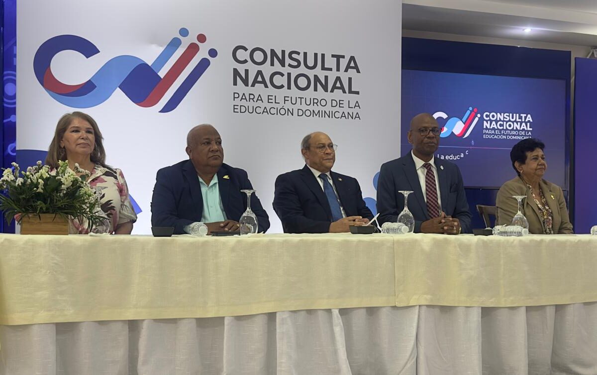 Consulta Nacional por la Educación: el plan para reestructurar las aulas rezagadas en RD