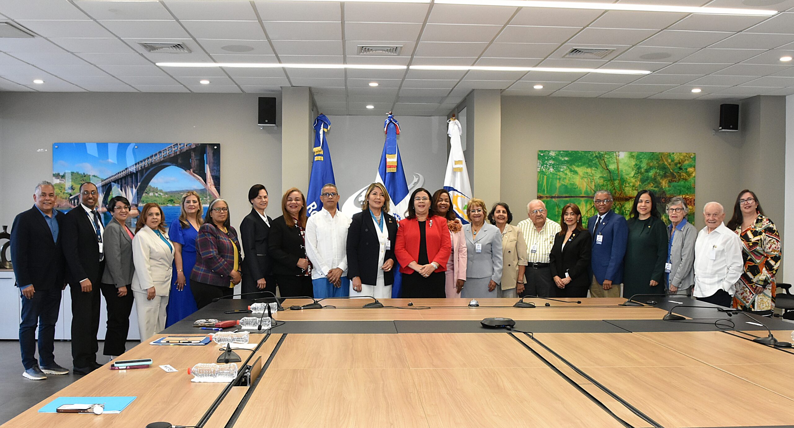 Rotary Club Santo Domingo Bella Vista e INFOTEP impulsan proyecto que transformará la vida de 70 mujeres cada año en Santo Domingo Norte