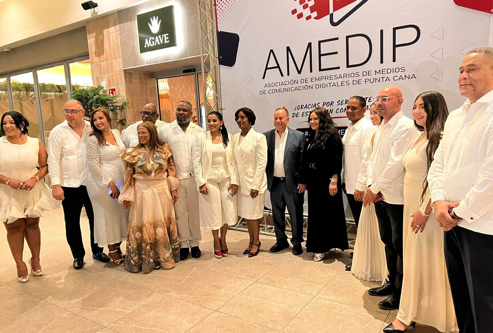 Amedit juramenta nueva directiva 2026-2028 y sella alianza estratégica con el CDP en Punta Cana
