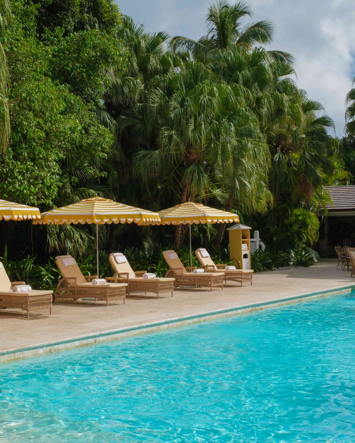 Tortuga Bay Puntacana recibe la prestigiosa distinción Triple Crown de Condé Nast Traveler