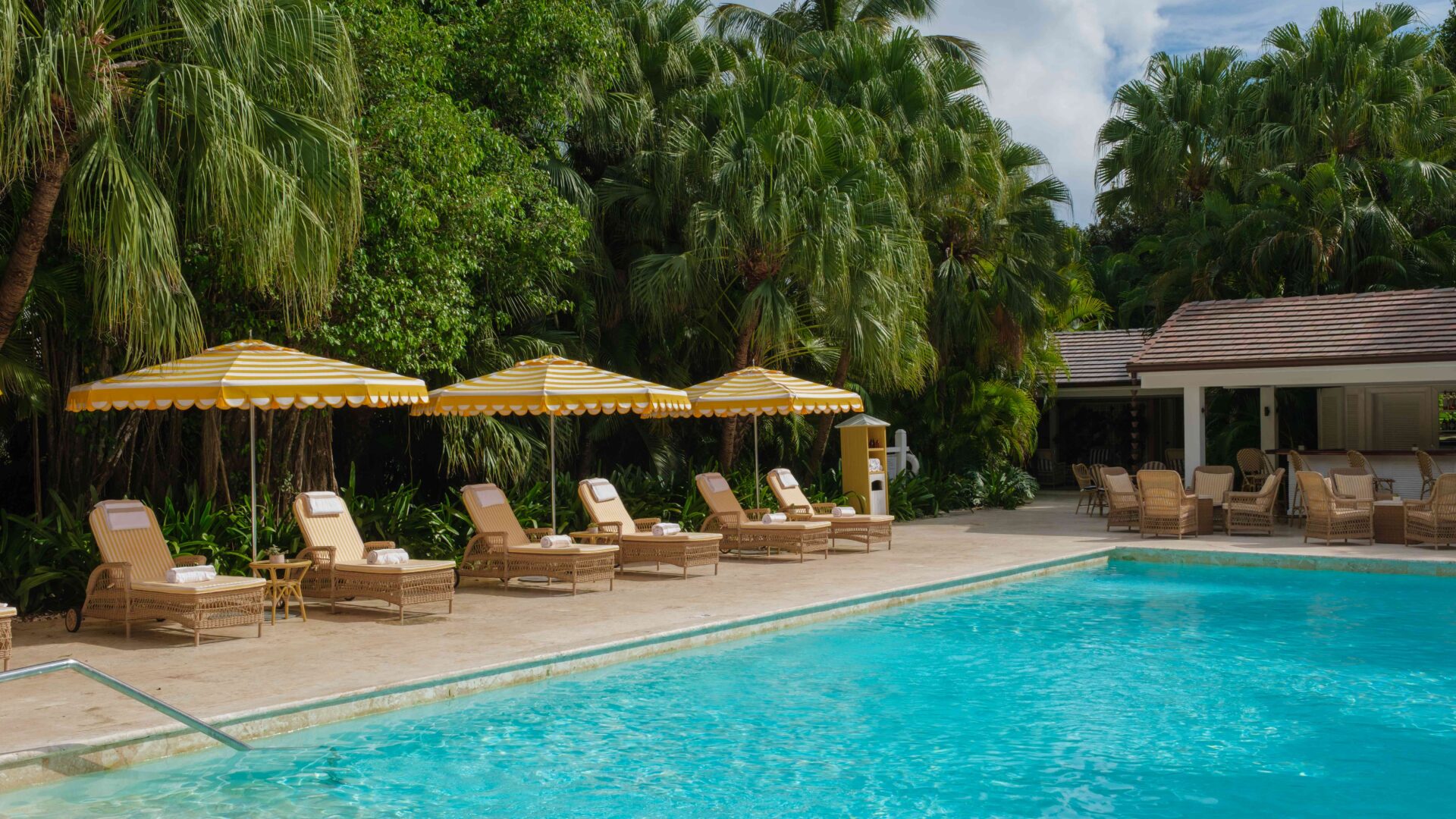 Tortuga Bay Puntacana recibe la prestigiosa distinción Triple Crown de Condé Nast Traveler