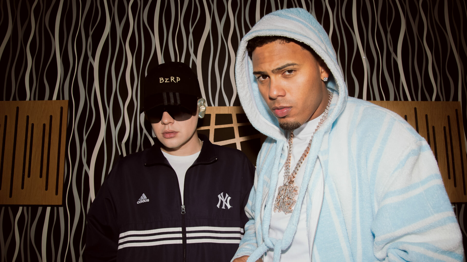 Myke Towers y Bizarrap rompen la espera con un doble lanzamiento que sacude la música urbana