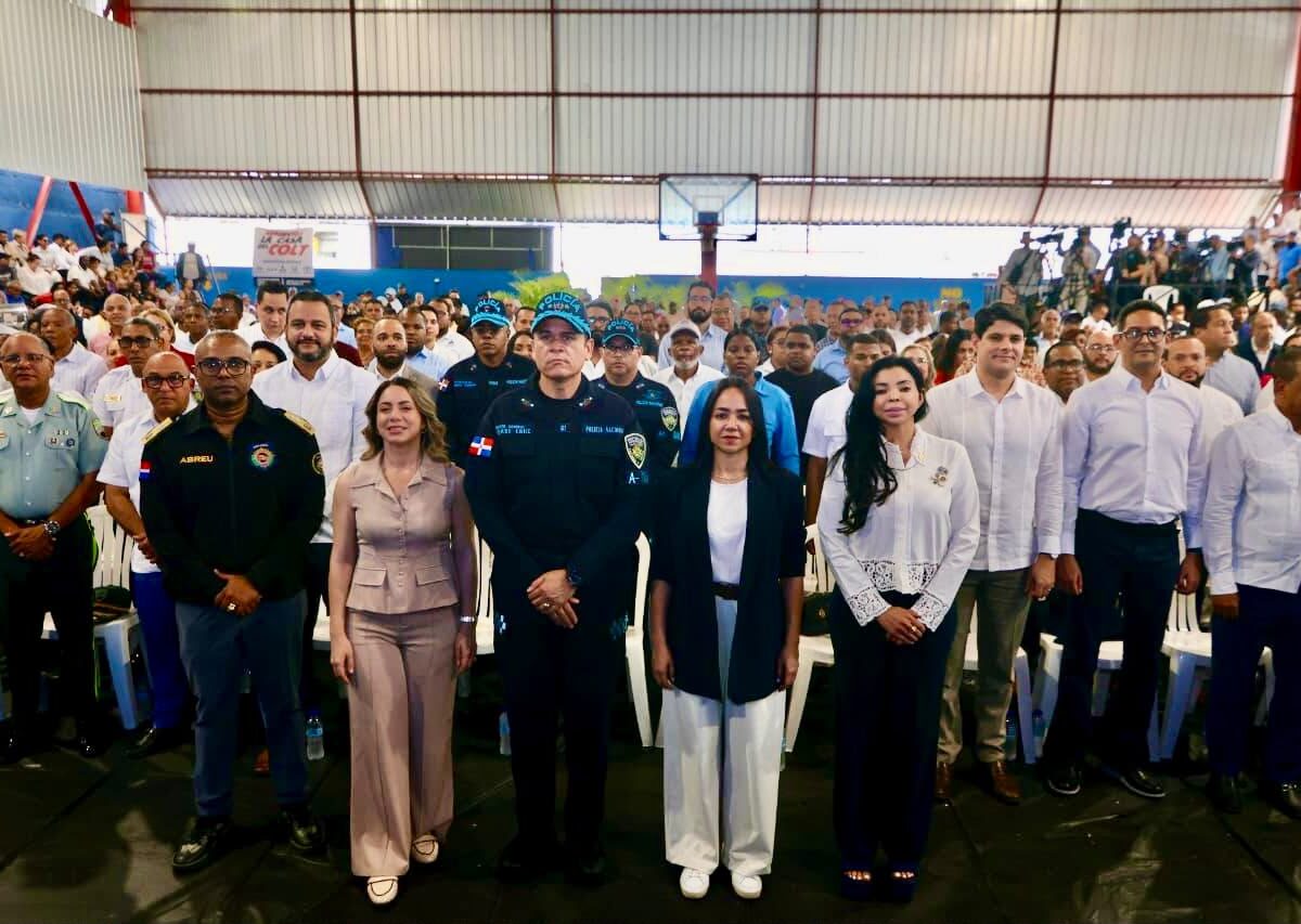 Interior y Policía lanza en Villas Agrícolas programa integral de seguridad ciudadana con apoyo de más de 40 instituciones