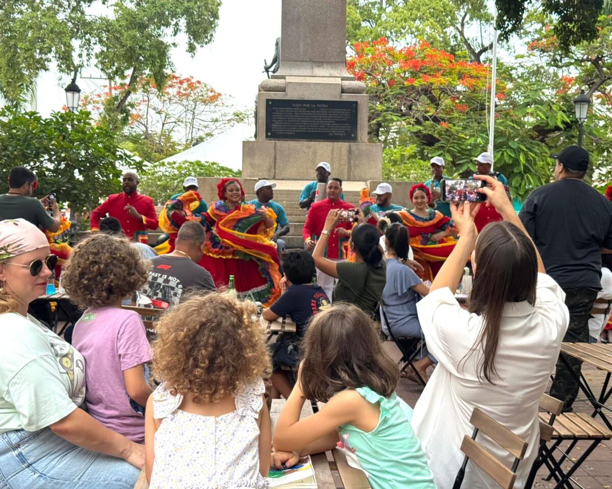 Ciudad Colonial se activa con más de 100 experiencias culturales y artísticas en “Turizoneando Verano 2026”