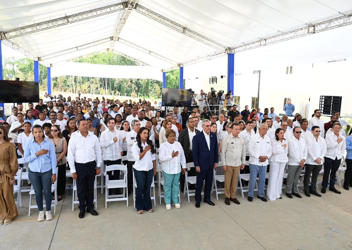 Banreservas impulsa acceso a vivienda con financiamiento de 700 apartamentos del residencial San José