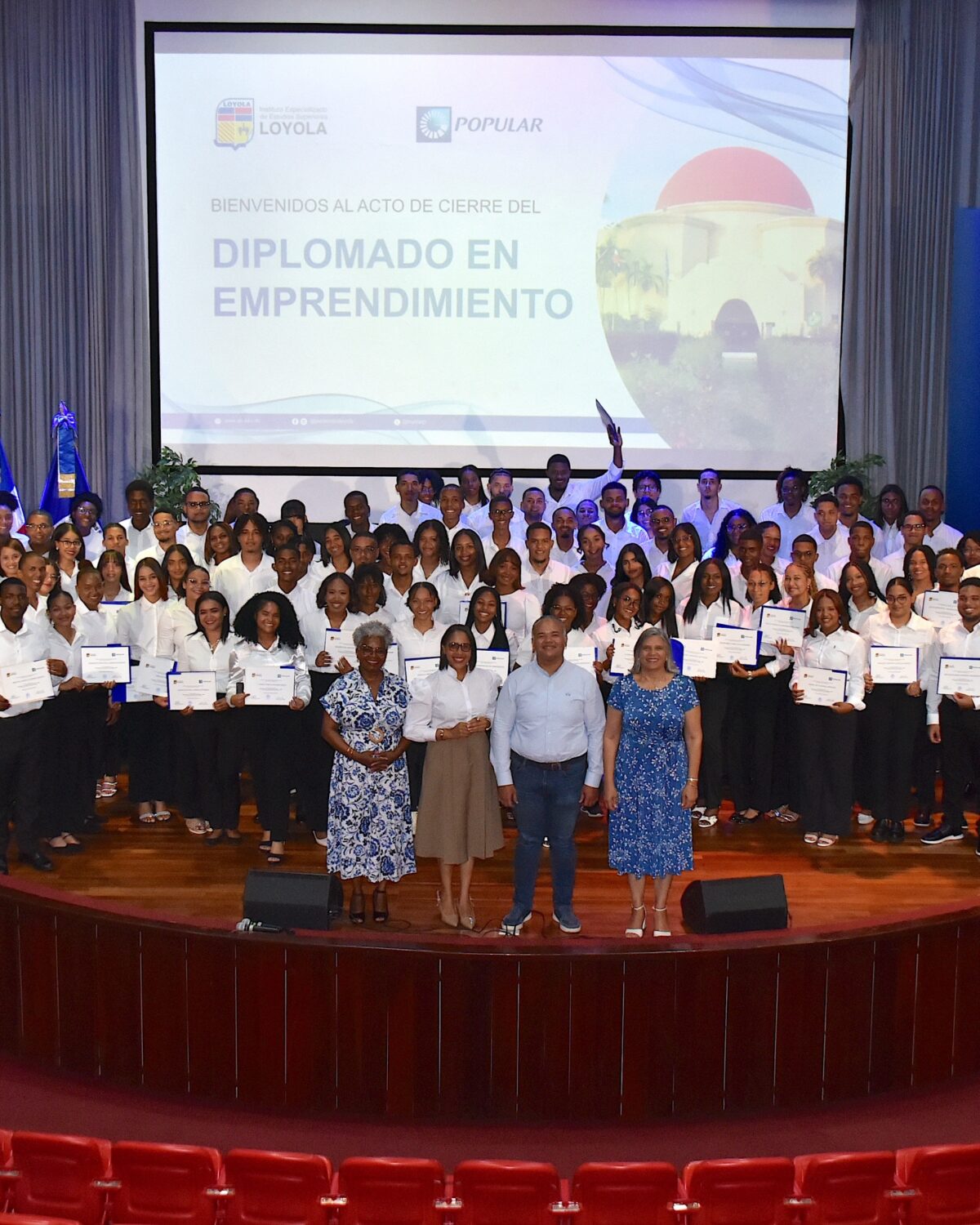 Banco Popular y Loyola celebran una década impulsando el emprendimiento juvenil