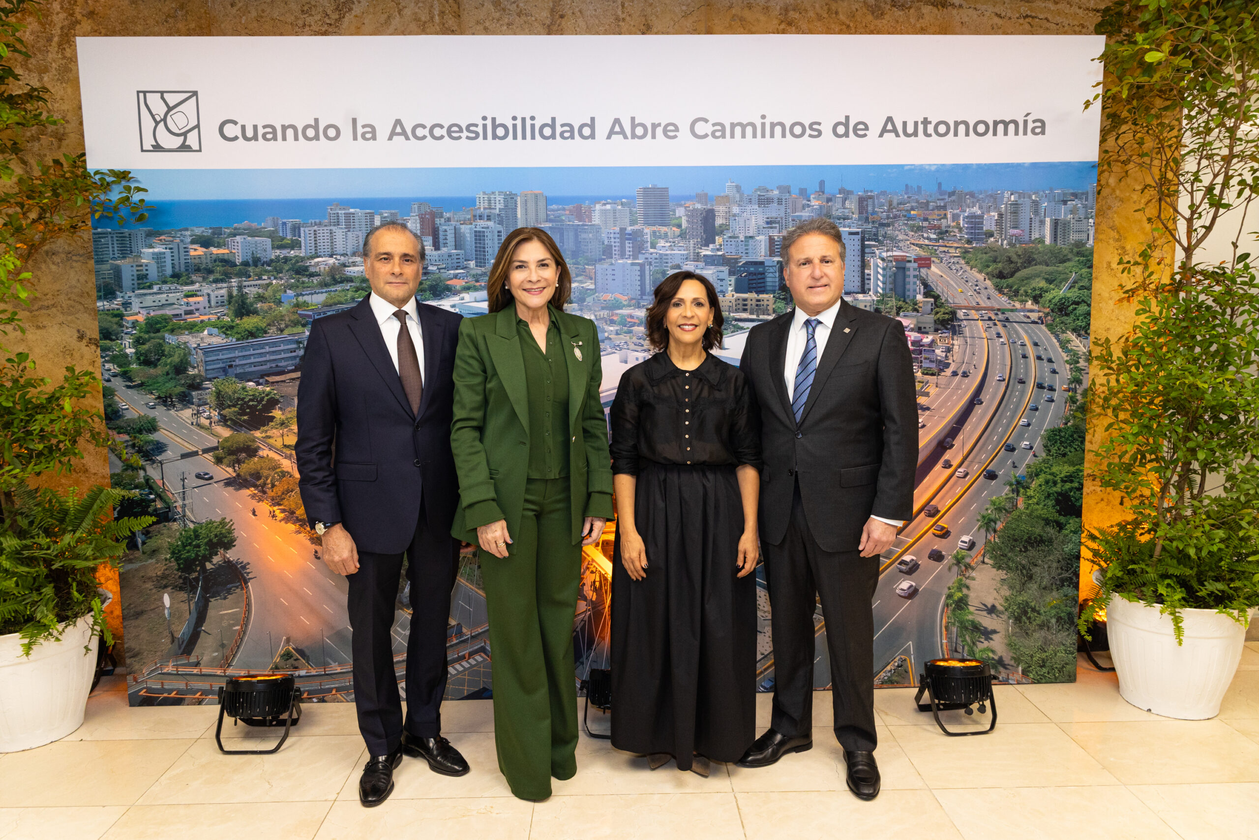 APAP y ADN ampliarán proyecto de intersecciones accesibles con inversión de RD$156 millones