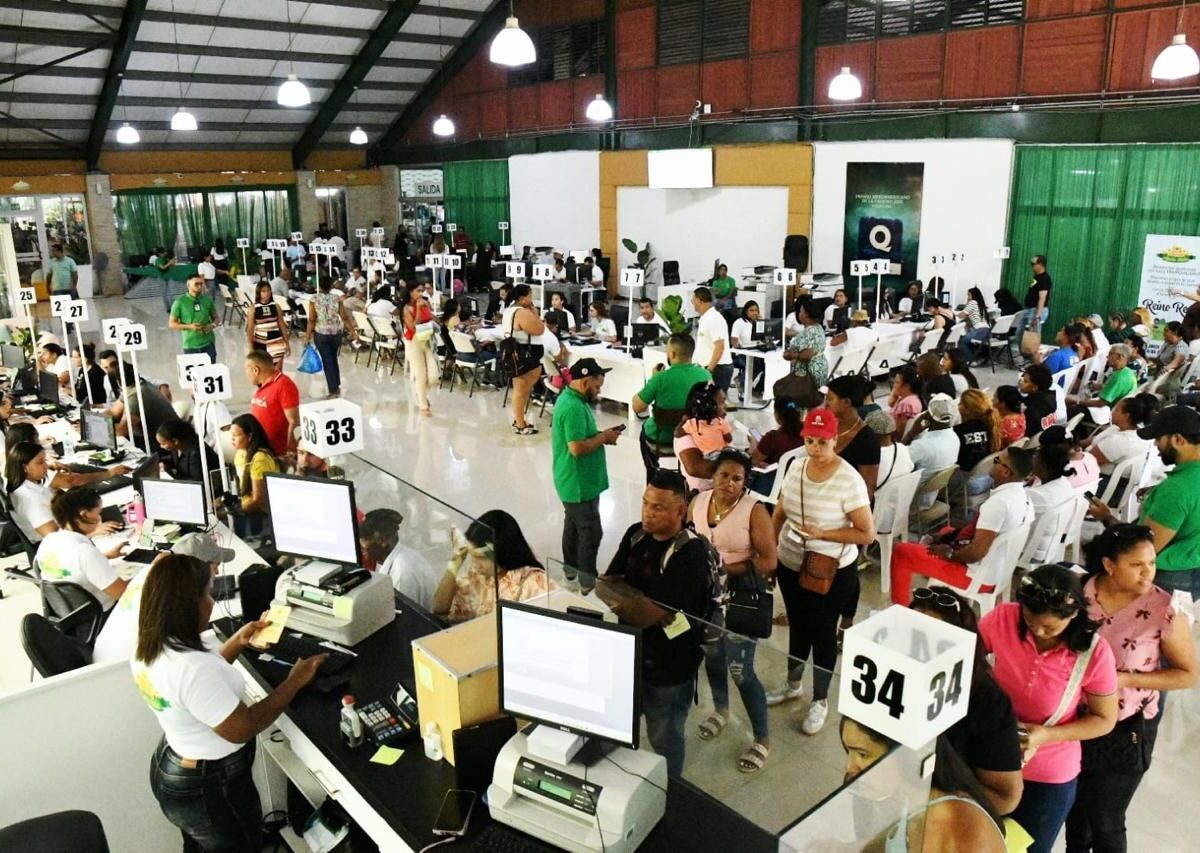 Expo Feria Madre Feliz rompe su propia meta y moviliza RD$2,506.3 millones en créditos para miles de familias