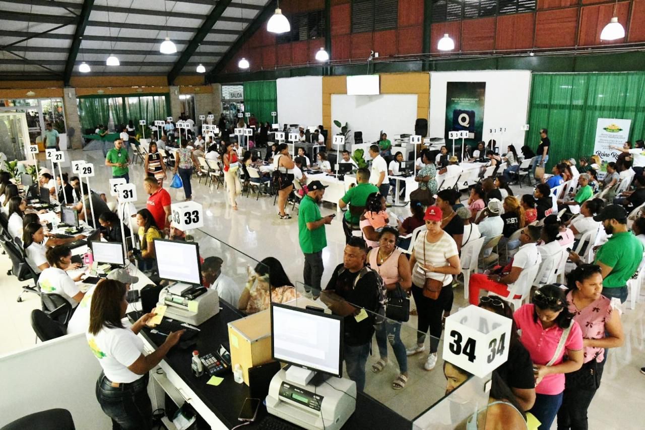 Expo Feria Madre Feliz rompe su propia meta y moviliza RD$2,506.3 millones en créditos para miles de familias