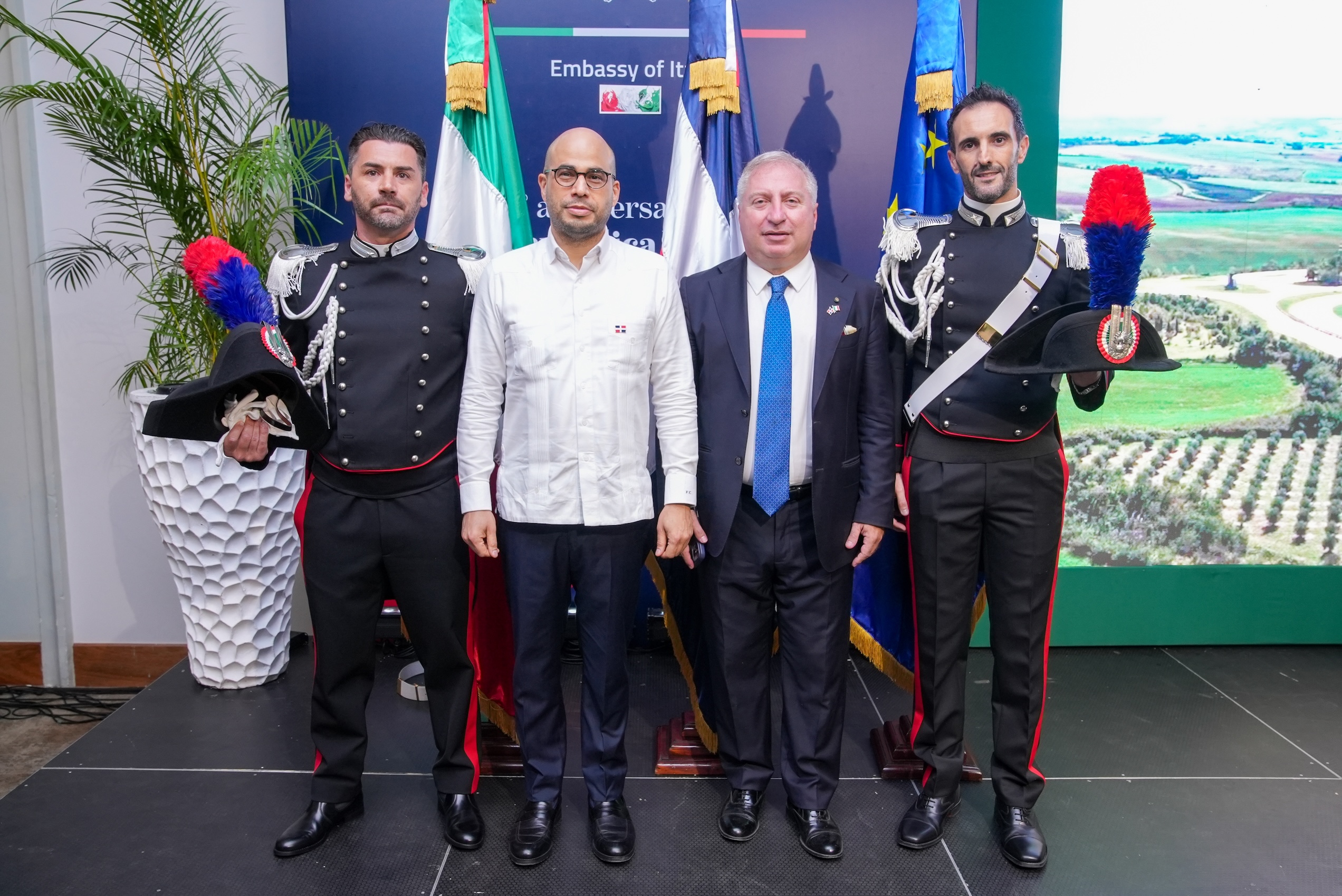 Embajada de Italia celebra la Fiesta de la República con un recibimiento musical en Santo Domingo