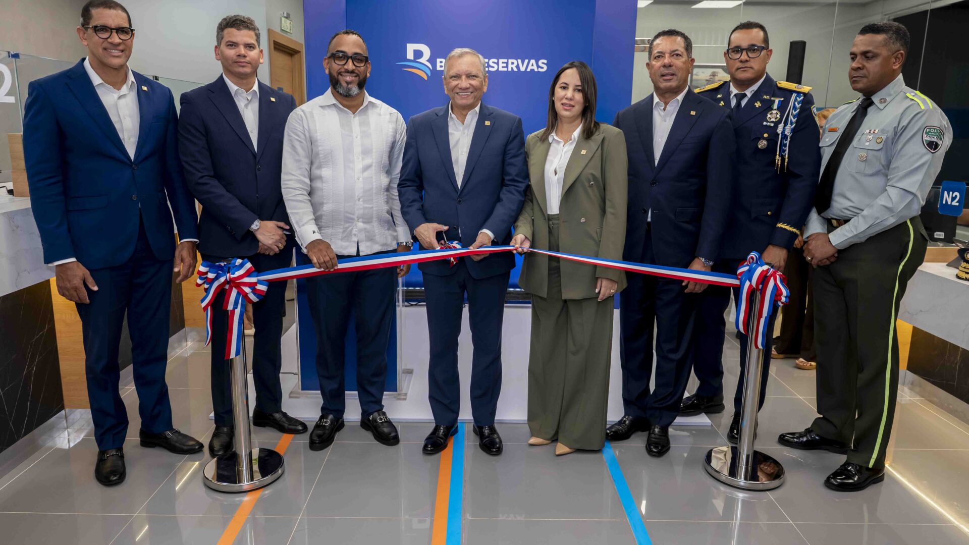 Banreservas inaugura oficina en el Centro de Retención de Vehículos de Pedro Brand para agilizar servicios a los ciudadanos