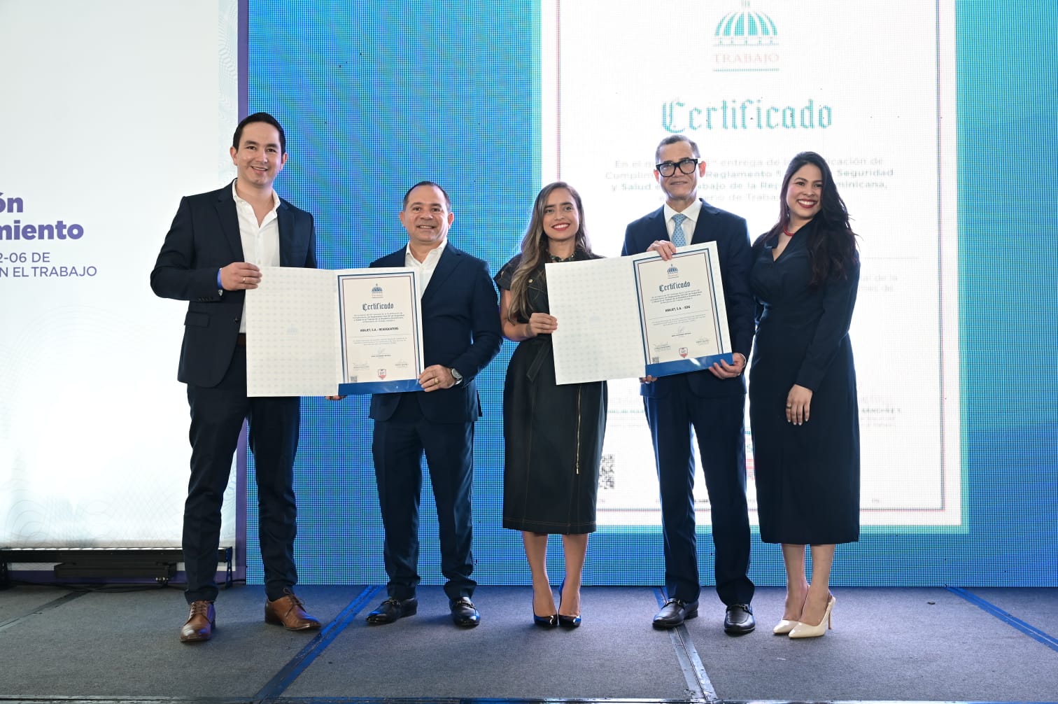 Arajet fortalece su cultura de seguridad laboral con certificación del Ministerio de Trabajo