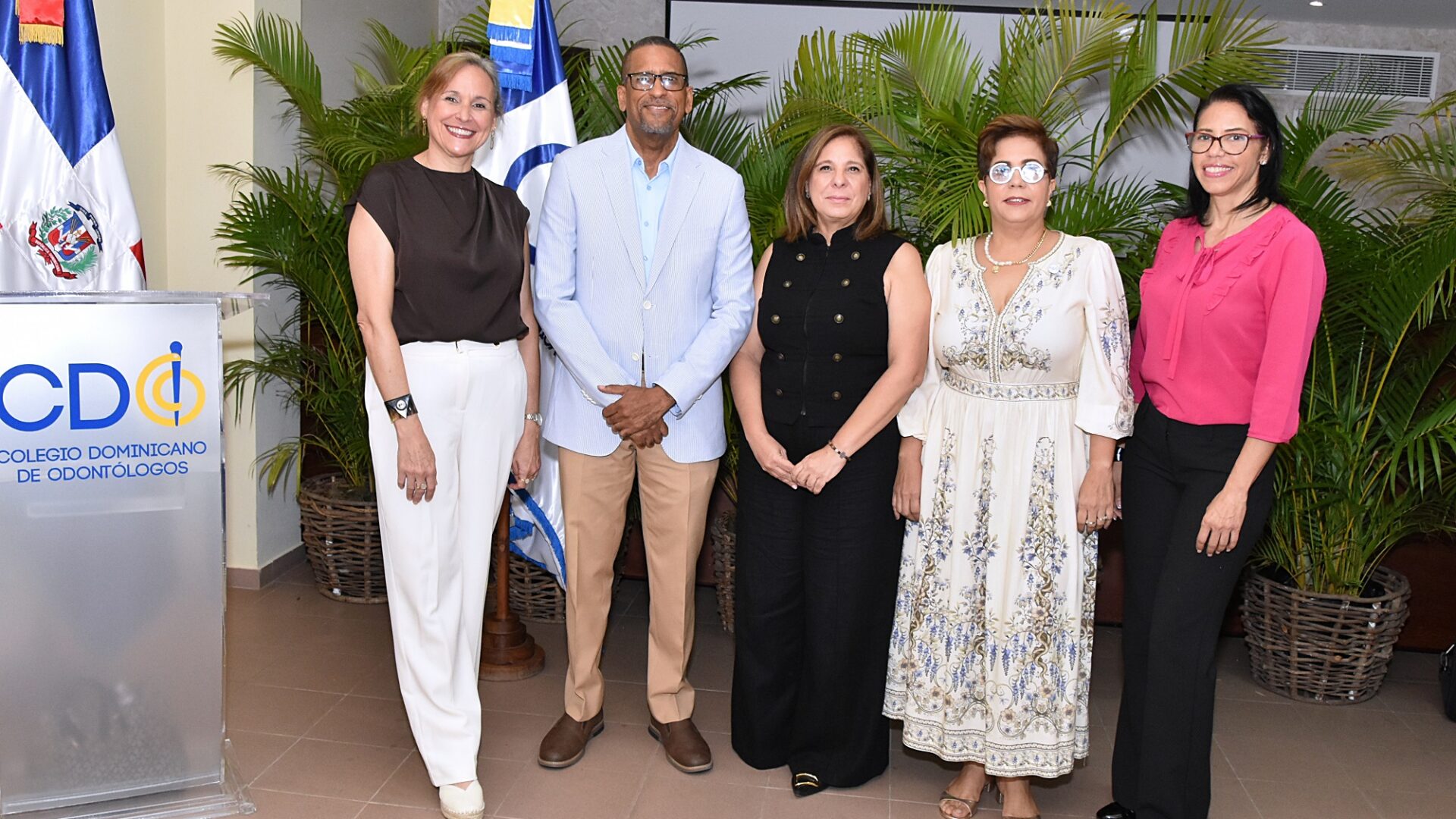 Colegio Dominicano de Odontólogos crea Premio Bienal para reconocer la excelencia docente en la formación de odontólogos