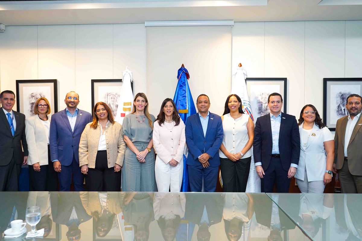 ADOFINTECH y UNIBE impulsarán la formación del talento que fortalecerá el ecosistema fintech dominicano