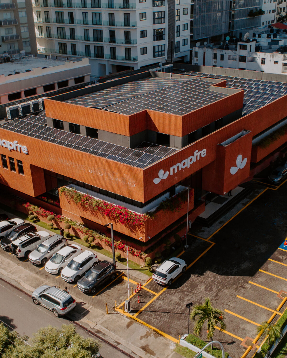 La inteligencia artificial acelera la transformación del sector asegurador en Latinoamérica