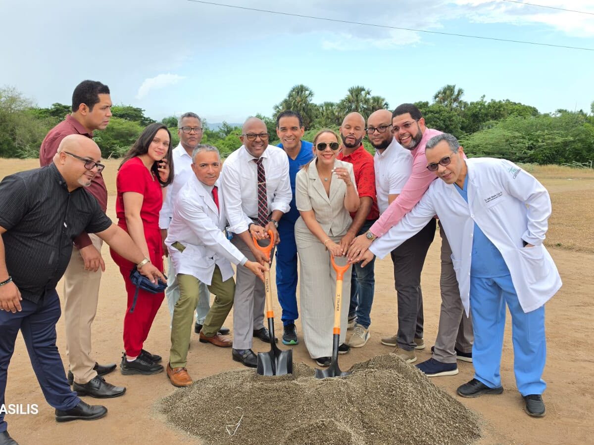 CMD inicia construcción de la Casa Club de Santiago con primer picazo