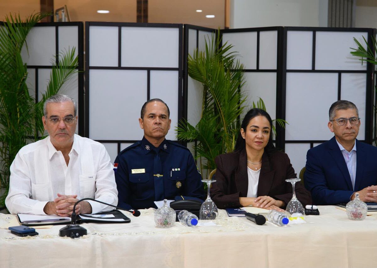 Ministra de Interior: “No vamos a desistir en nuestro empeño de transformar la Policía”, y promete cero impunidad ante abusos