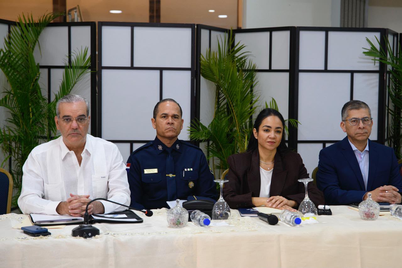 Ministra de Interior: “No vamos a desistir en nuestro empeño de transformar la Policía”, y promete cero impunidad ante abusos