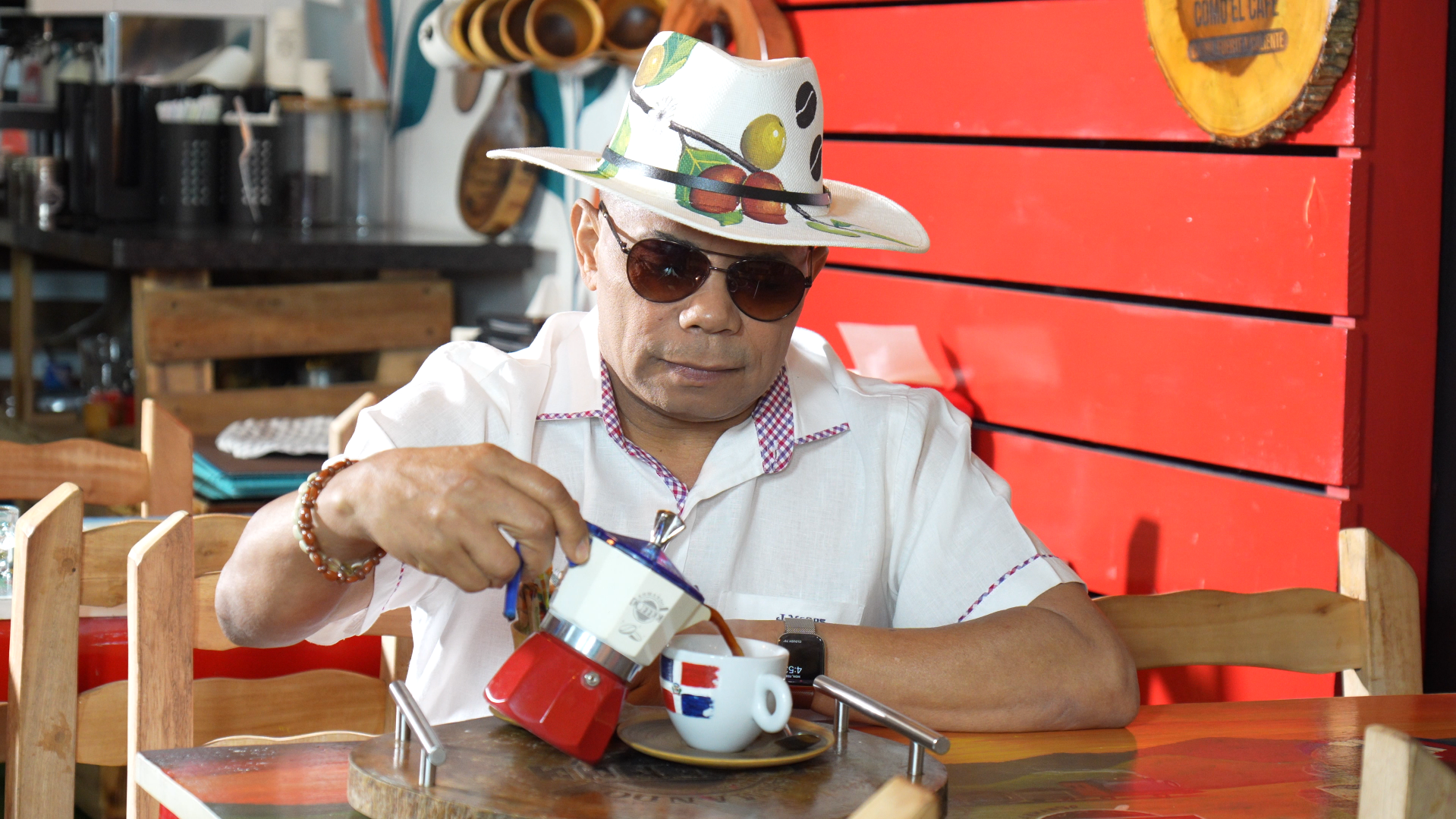 Joe Veras estrena su nueva bachata «Aunque Sea Un Café»