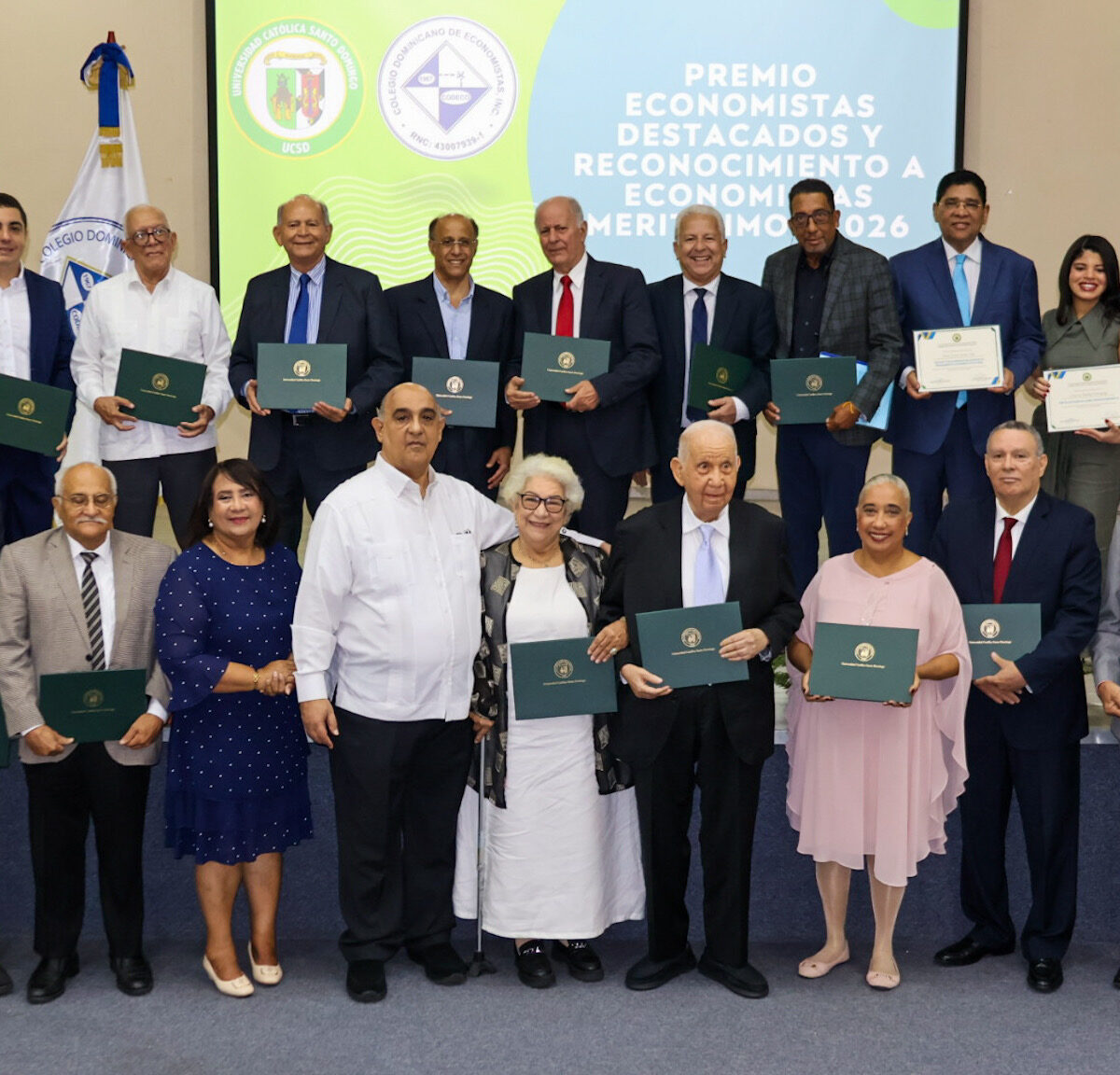 UCSD y CODECO galardonan a los economistas más destacados del país 