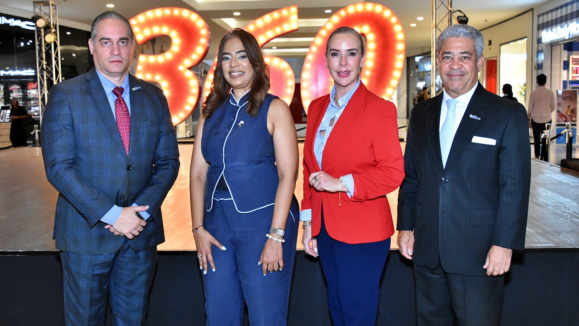 One Pet celebra su primer aniversario consolidándose como un innovador programa de asistencia veterinaria en República Dominicana