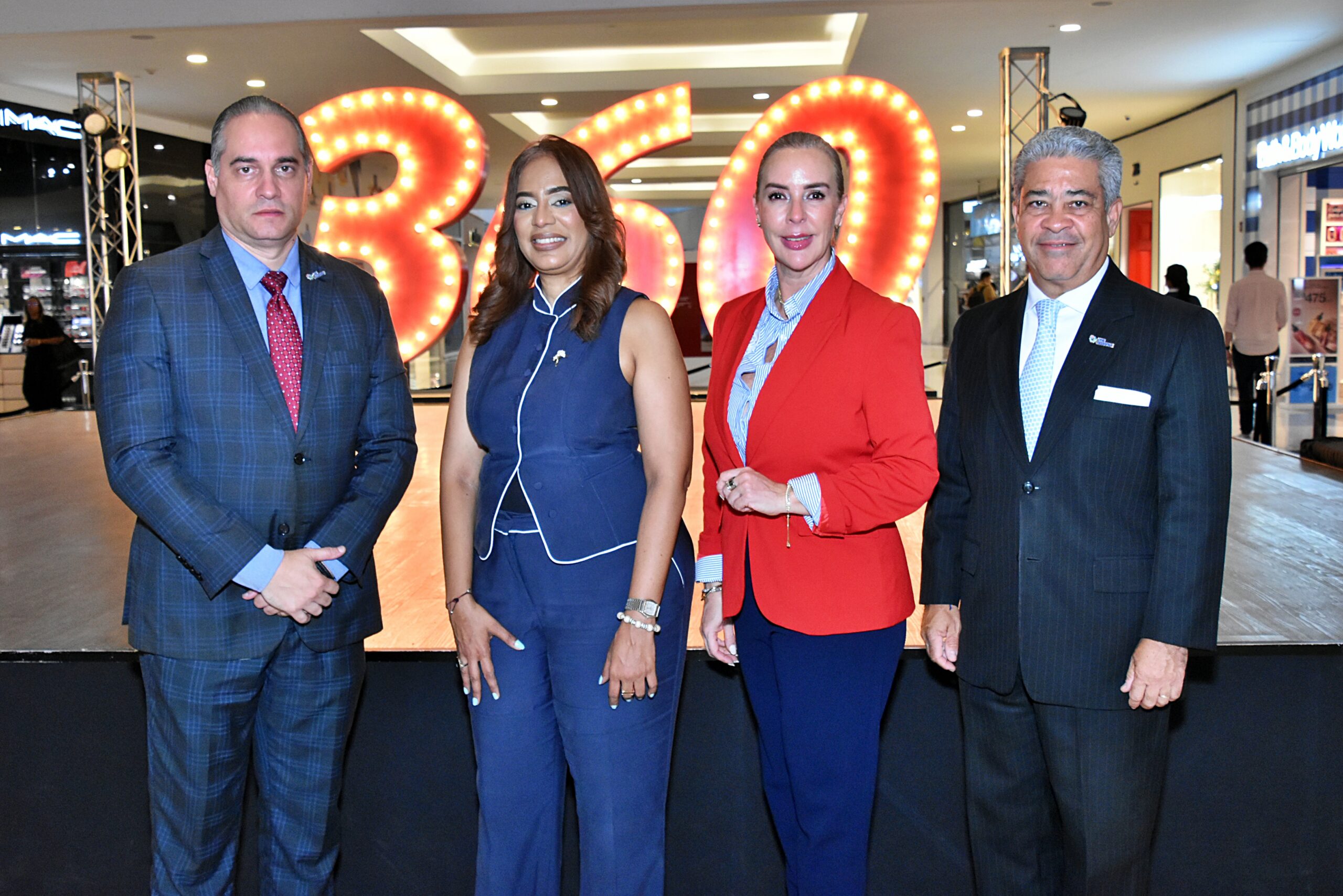 One Pet celebra su primer aniversario consolidándose como un innovador programa de asistencia veterinaria en República Dominicana