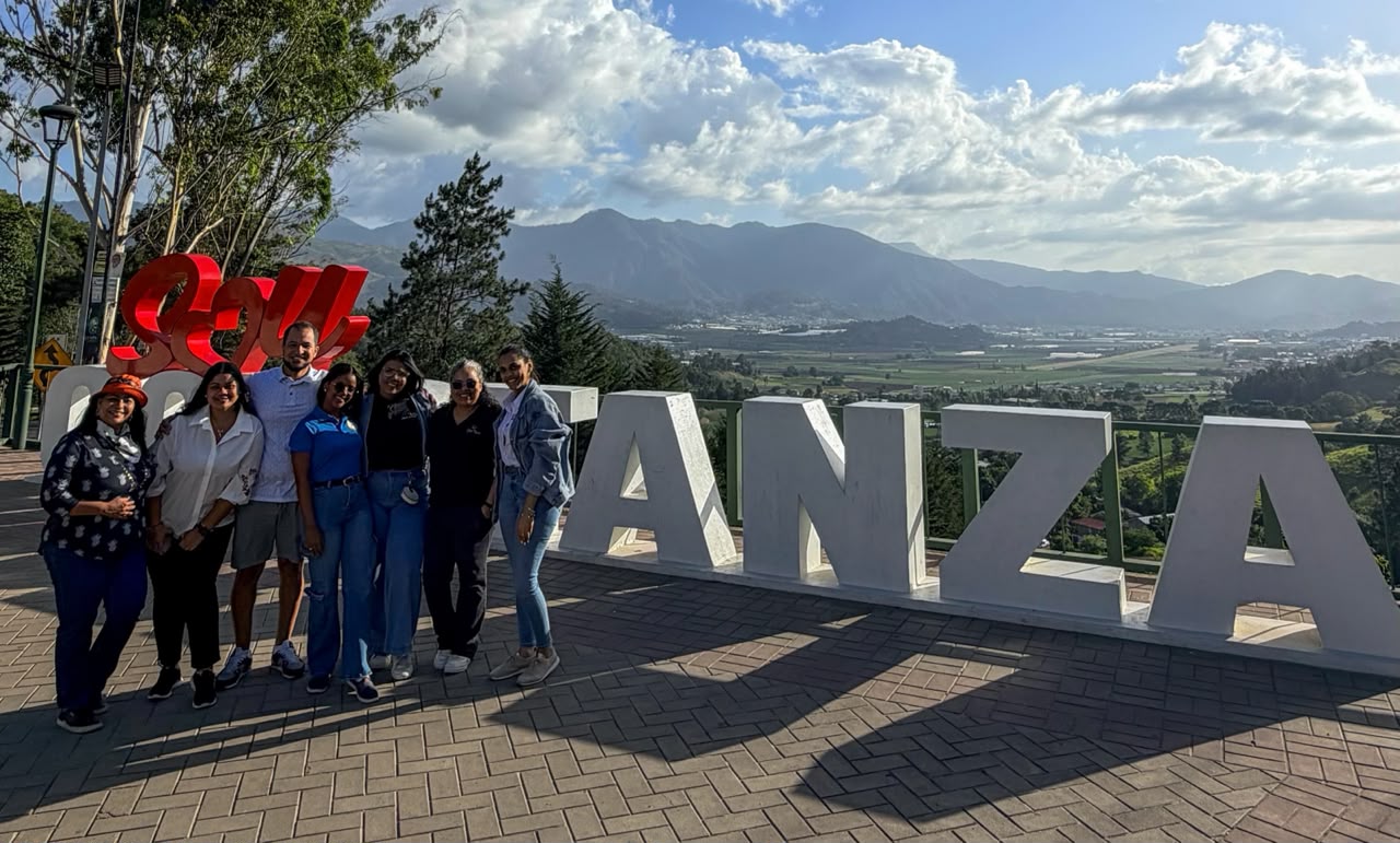 MITUR y ADAVIT fortalecen el turismo interno con viaje de familiarización en Constanza